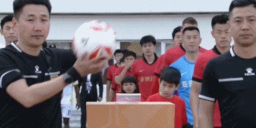 IM电竞app下载-广州豹2-1客胜亚泰取三连胜，廖均健闪击，图多列破门